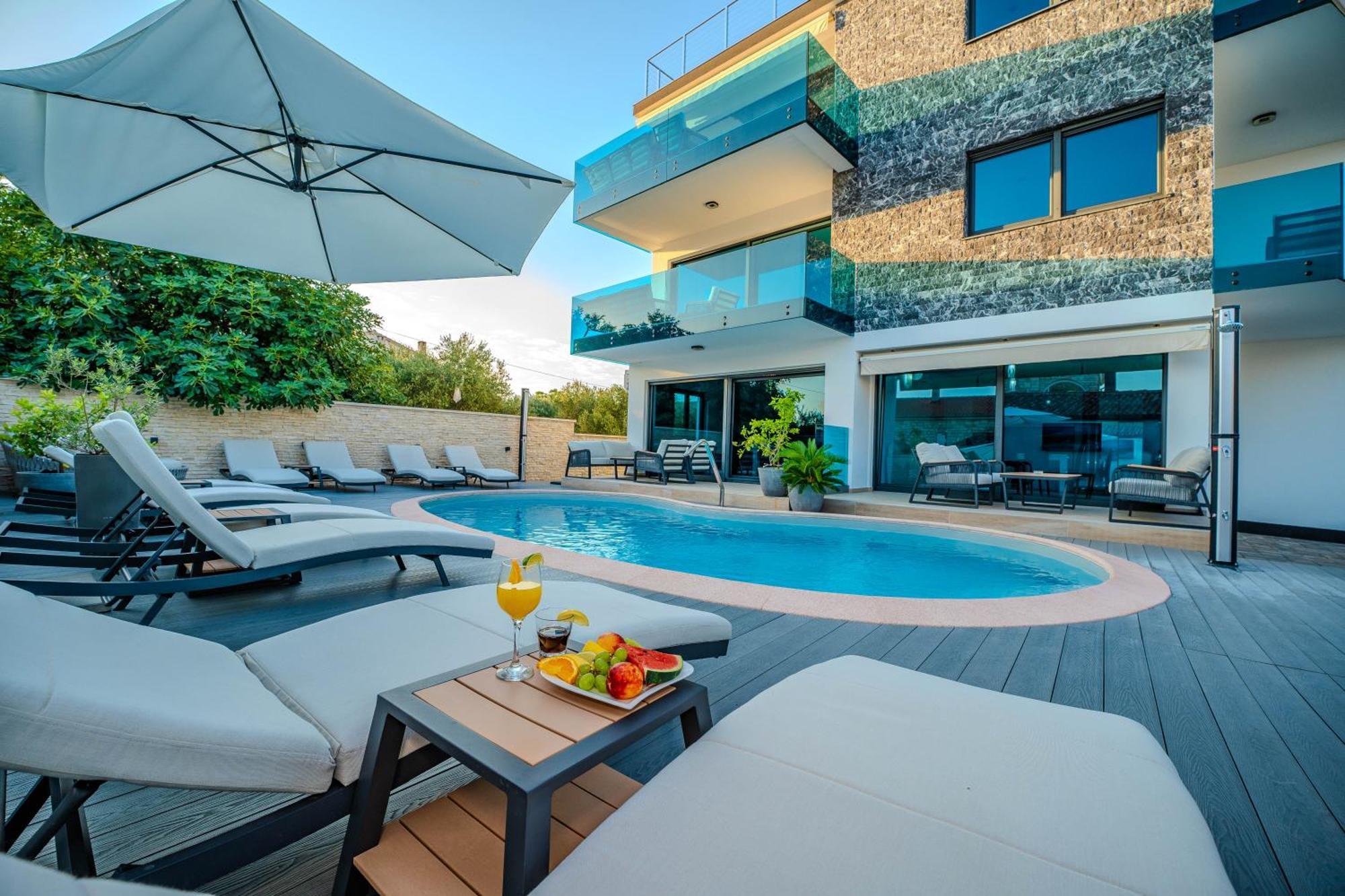 Luxury Apartments Vilamaloca Vir Exterior photo
