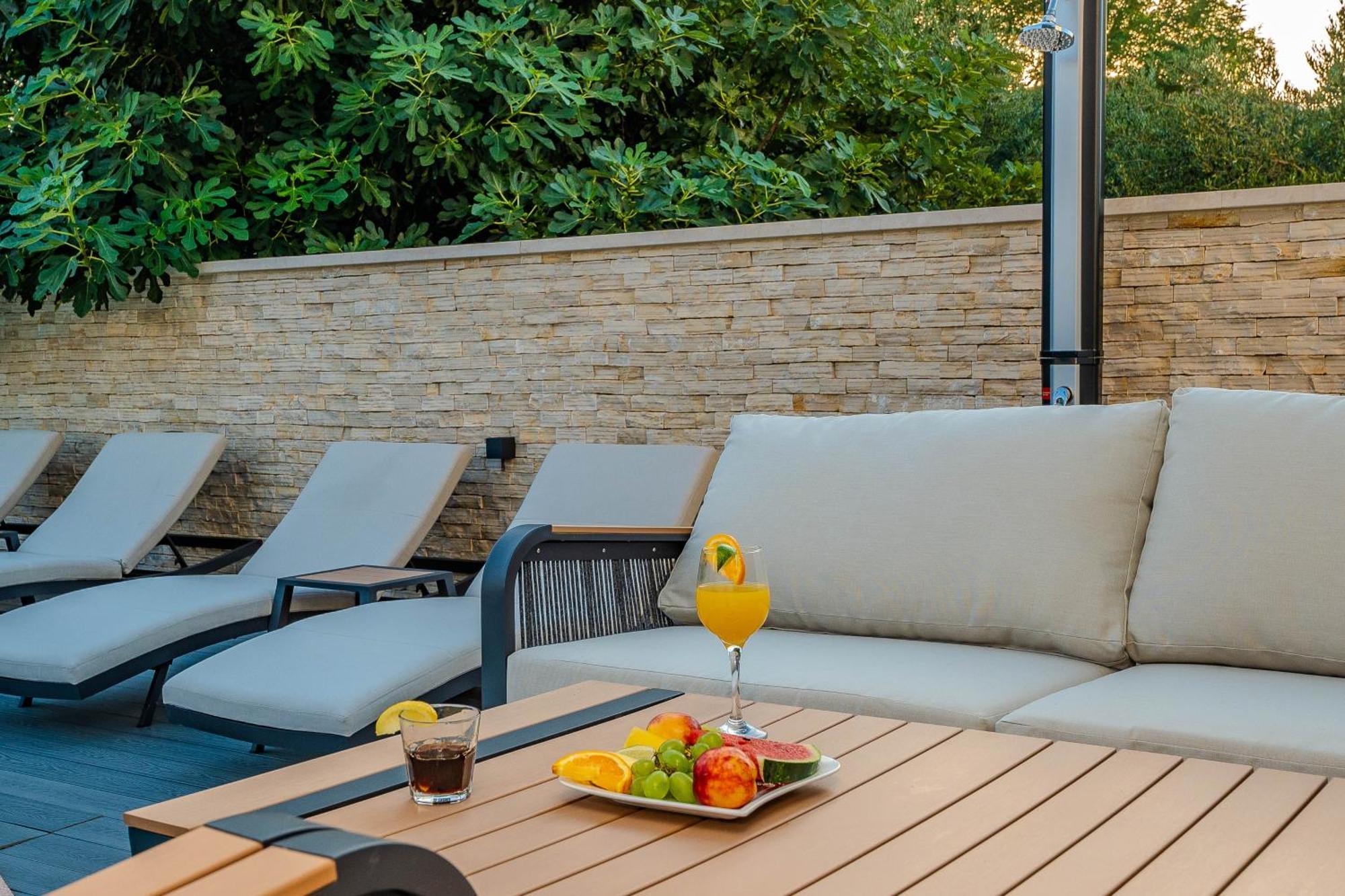 Luxury Apartments Vilamaloca Vir Exterior photo